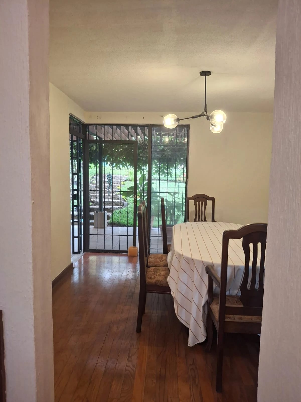 Casa en Venta Condominio Vizcaya KM. 16.5 Carretera a el Salvador — Casa en Venta en Carretera a El Salvador, Guatemala, Ciudad — foto 8 de 17