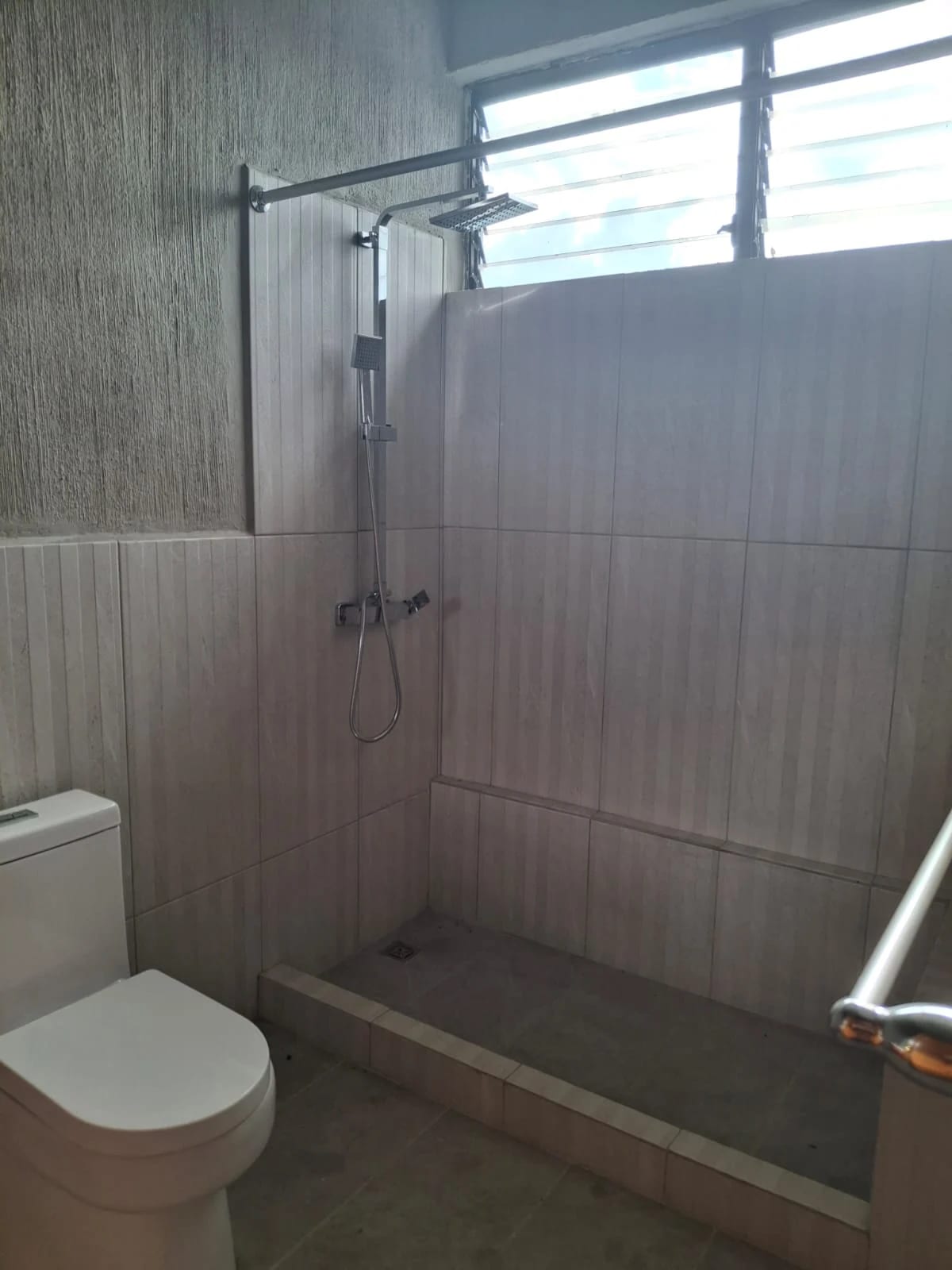 Casa en Venta Condominio Vizcaya KM. 16.5 Carretera a el Salvador — Casa en Venta en Carretera a El Salvador, Guatemala, Ciudad — foto 13 de 17