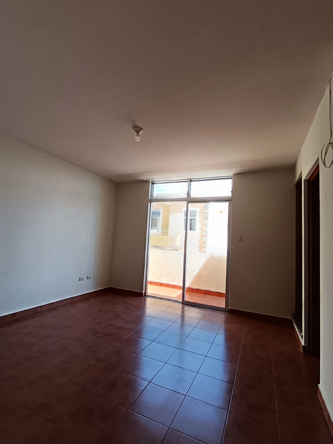 Preciosa Casa en Alquiler Conominio Altos del Encinal Zona 7 Mixco — Casa en Alquiler en Zona 7 Mixco, Guatemala, Ciudad — foto 13 de 17