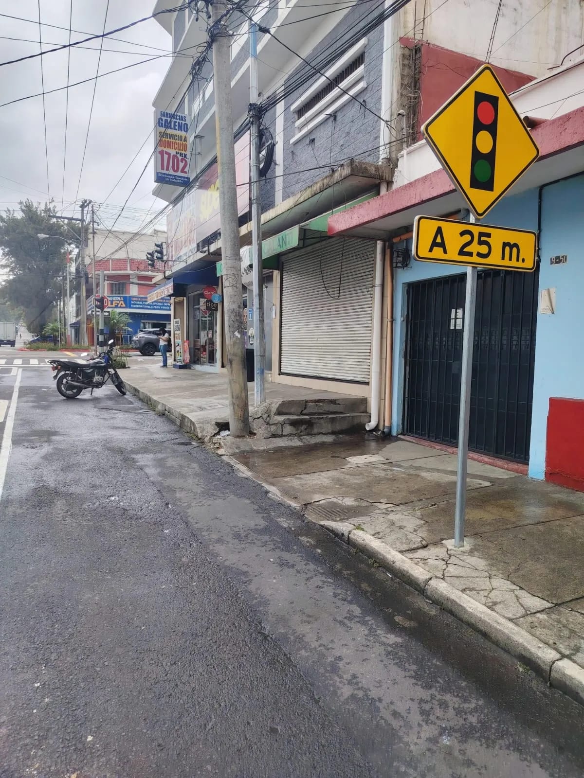 Local Comercial en Alquiler a Orilla de Calle Sobre Avenida Elena Zo — Local en Alquiler en Zona 3, Guatemala, Ciudad — foto 2 de 3
