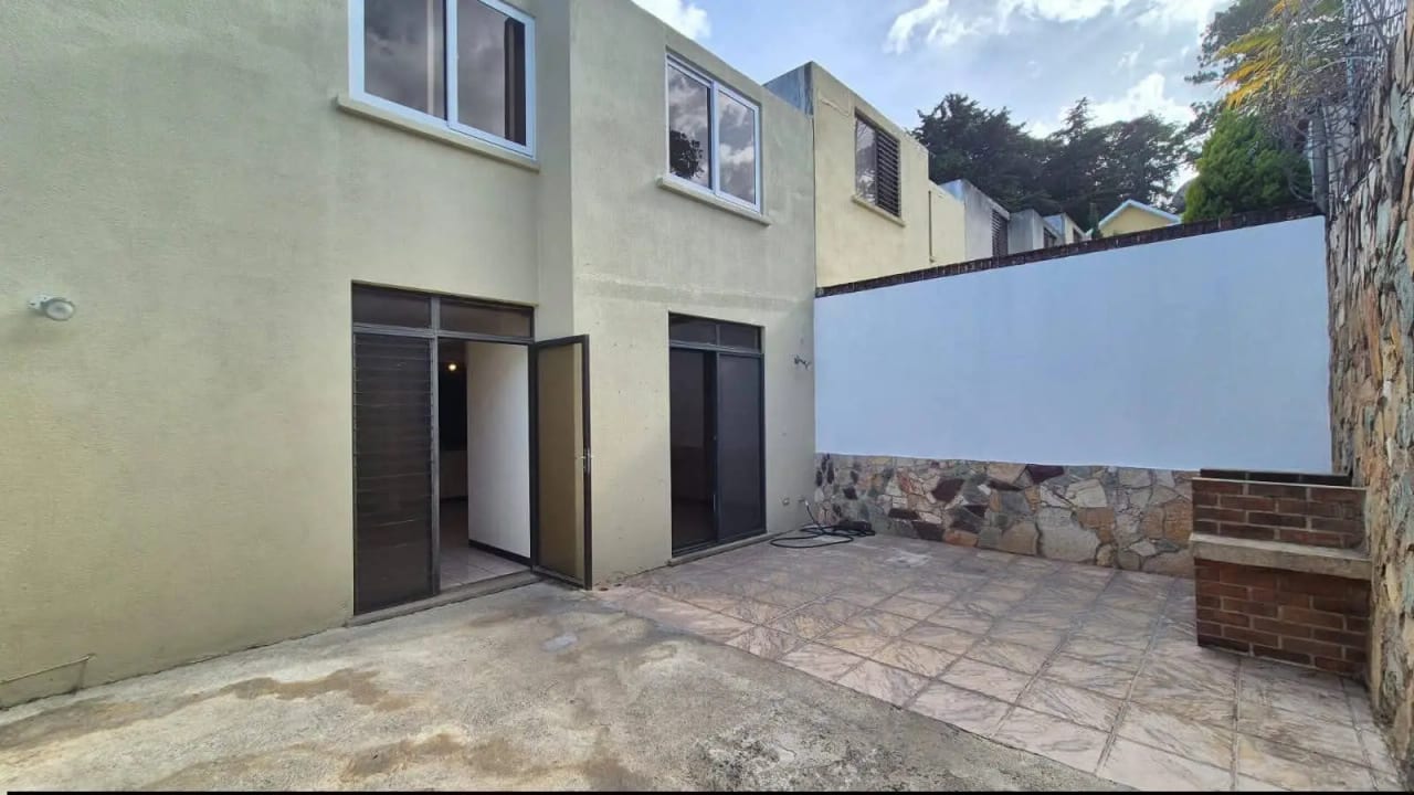 Casa en Venta Condominio Villas Magnolia Zona 7 Mixco — Casa en Venta en Zona 7 Mixco, Guatemala, Ciudad — foto 7 de 14