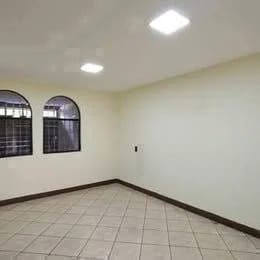 Casa Remodelada en Venta - Fuera de Garita - Nueva Montserrat Zona 4 M — Casa en Venta en Zona 4 Mixco, Guatemala, Ciudad — foto 3 de 9