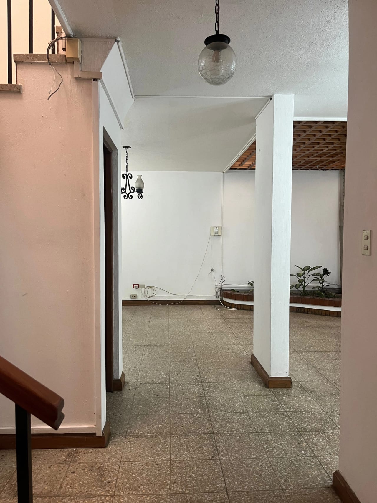 Casa en Alquiler Cerca del Hospital Herrera Llerandi Zona 10 — Casa en Alquiler en Zona 10, Guatemala, Ciudad — foto 9 de 17
