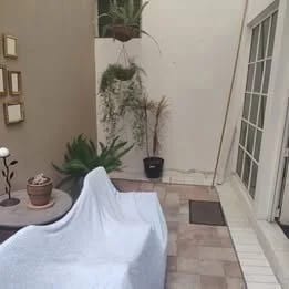 Casa en Venta - Fuera de Garita - la Villa Zona 14 — Casa en Venta en Zona 14, Guatemala, Ciudad — foto 6 de 9