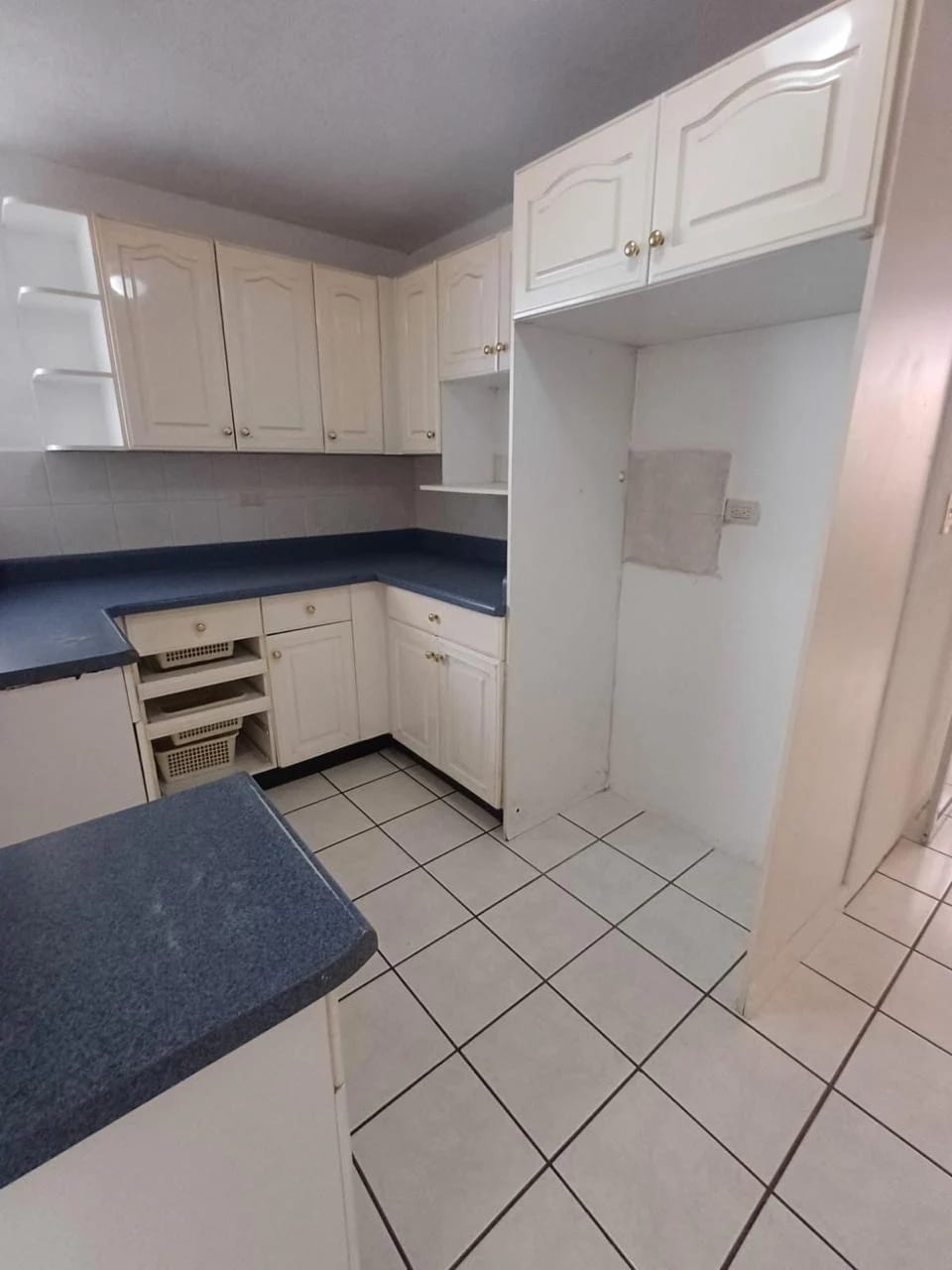 Townhouse en Venta en San Cristóbal Zona 8 Mixco — Casa en Venta en Zona 8 Mixco, Guatemala, Ciudad — foto 13 de 17