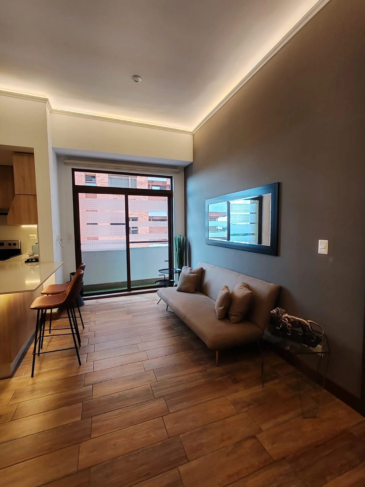 Apartamento Amueblado en Renta en Zona 10 — Apartamento en Alquiler en Salvattore, Zona 10, Guatemala, Ciudad — foto 4 de 6
