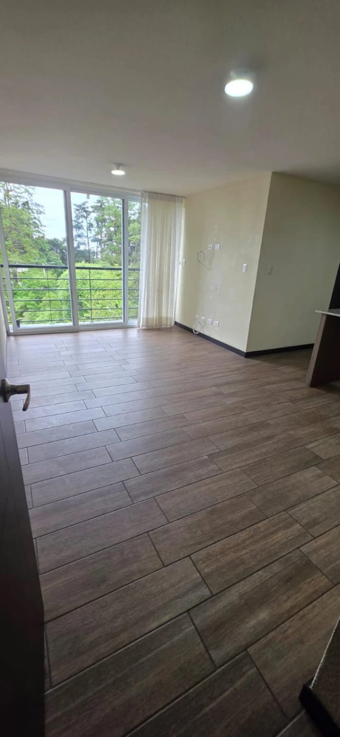 Apartamento en Renta en Carretera a El Salvador — Apartamento en Alquiler en Carretera a El Salvador, Guatemala, Ciudad — foto 1 de 6