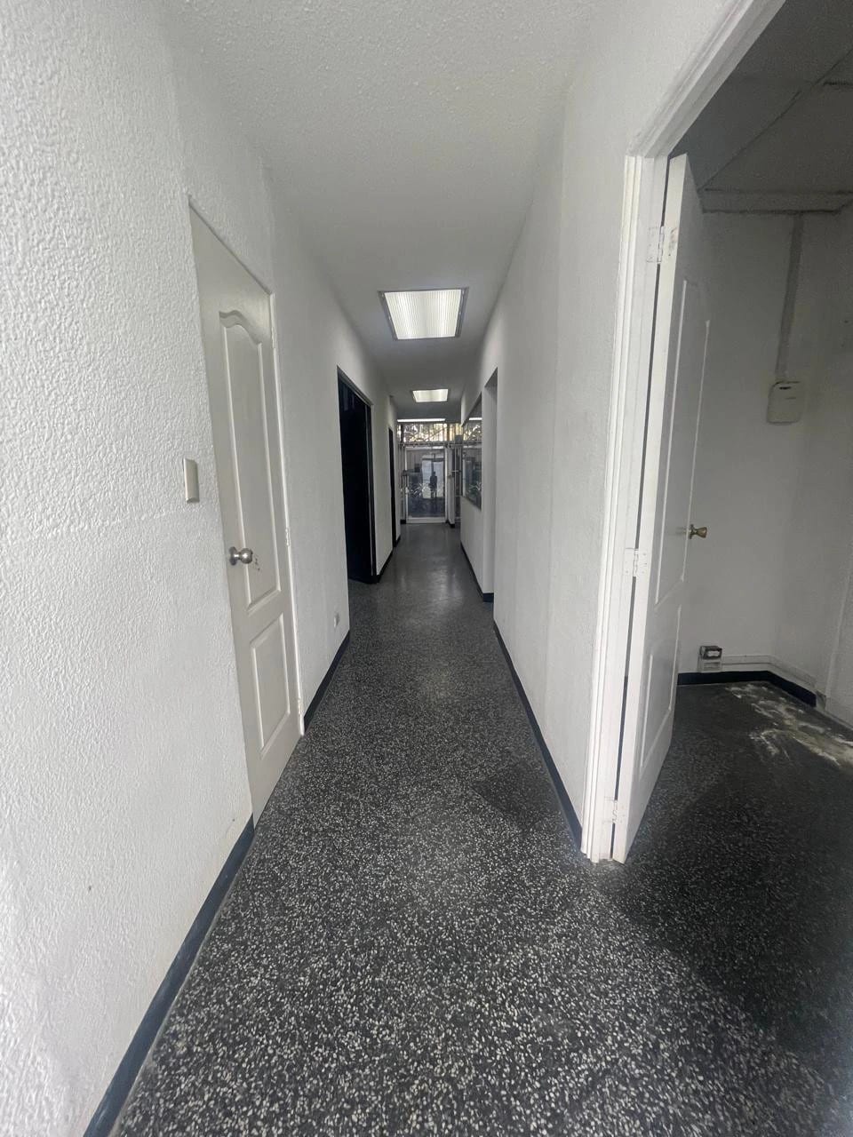 Oficina en Renta en Zona 9 — Oficina en Alquiler en Galerías España, Zona 9, Guatemala, Ciudad — foto 6 de 7