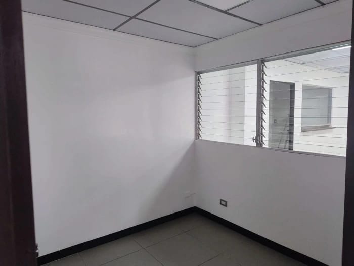 Oficina en Renta en Zona 13 — Oficina en Alquiler en Zona 13, Guatemala, Ciudad — foto 2 de 6