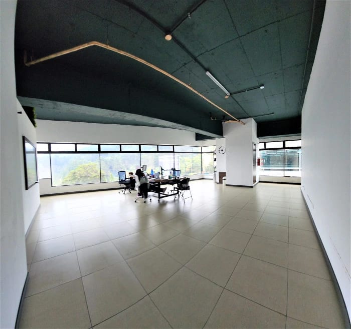 Oficina Comercial en Edificio Corporativo Muxbal — Oficina en Alquiler en Muxbal, Guatemala, Ciudad — foto 1 de 7