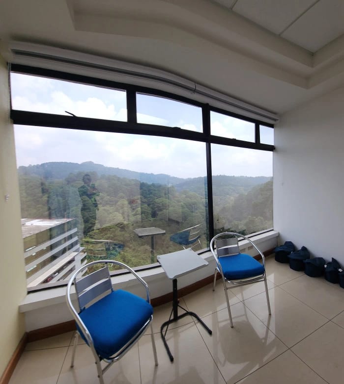 Oficina Comercial en Edificio Corporativo Muxbal — Oficina en Alquiler en Muxbal, Guatemala, Ciudad — foto 3 de 7