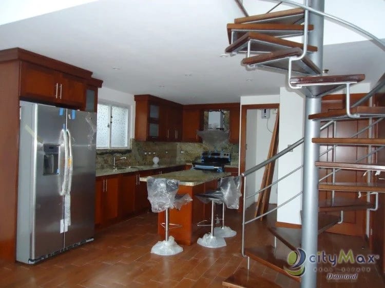 Apartamento en Renta en Zona 16 — Apartamento en Alquiler en La Montaña, Zona 16, Guatemala, Ciudad — foto 2 de 6