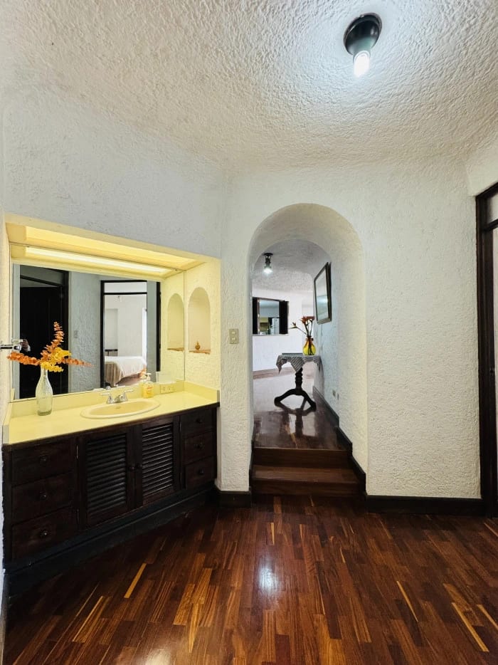 Apartamento en Venta en zona 10 — Apartamento en Venta en Las Cañas, Zona 10, Guatemala, Ciudad — foto 5 de 11