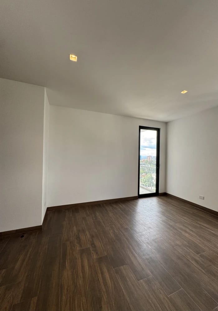 Apartamento en Renta en Vista Hermosa 2 Zona 15 — Apartamento en Alquiler en Vila Quince, Zona 15, Guatemala, Ciudad — foto 2 de 7