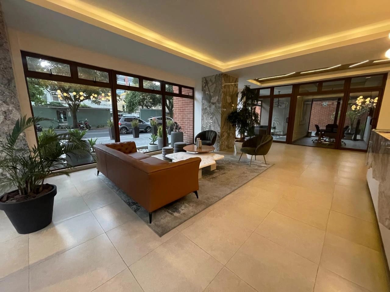Apartamento En Renta en zona 10 — Apartamento en Alquiler en Salvattore, Zona 10, Guatemala, Ciudad — foto 1 de 10