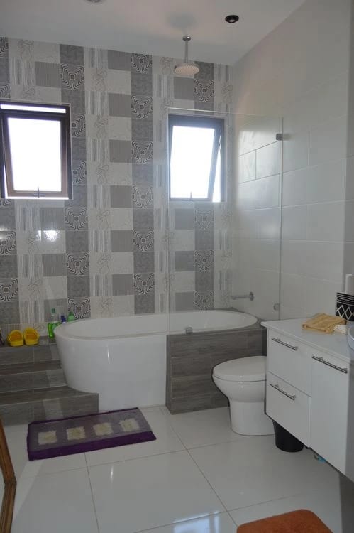 Hermosa Casa en Venta en Muxbal — Casa en Venta en Muxbal, Guatemala, Ciudad — foto 3 de 5