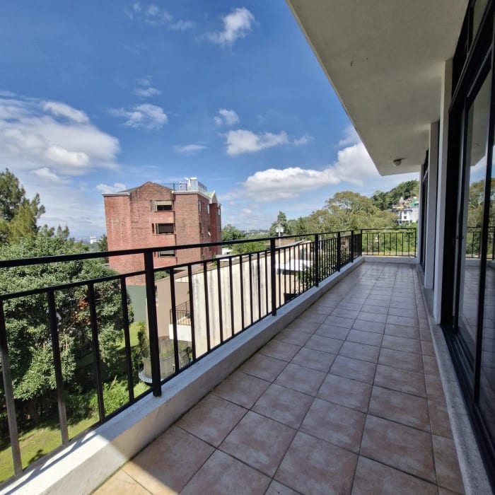 Hermosa Casa en Renta en Km. 8.5 Carretera a El Salvador — Casa en Alquiler en Carretera a El Salvador, Guatemala, Ciudad — foto 4 de 10