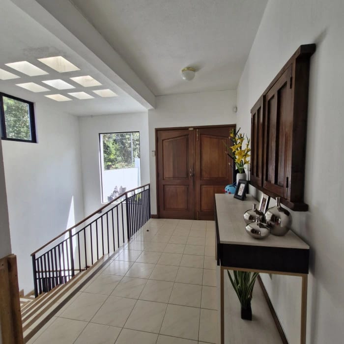 Hermosa Casa en Renta en Km. 8.5 Carretera a El Salvador — Casa en Alquiler en Carretera a El Salvador, Guatemala, Ciudad — foto 1 de 10