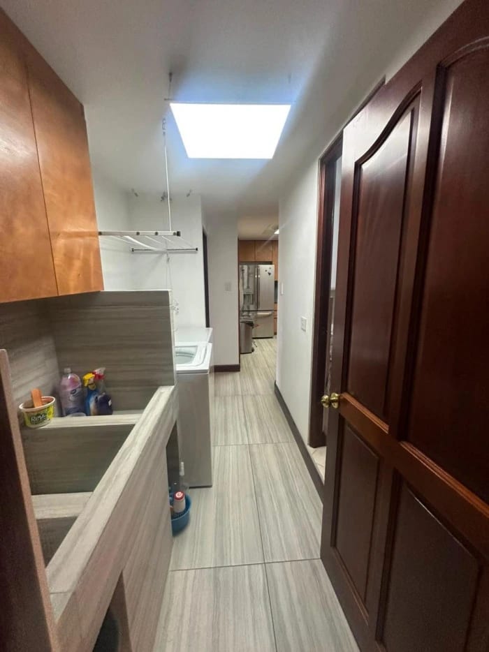 Hermoso Apartamento en Renta en Zona 10 — Apartamento en Alquiler en San Ignacio, Zona 10, Guatemala, Ciudad — foto 5 de 8