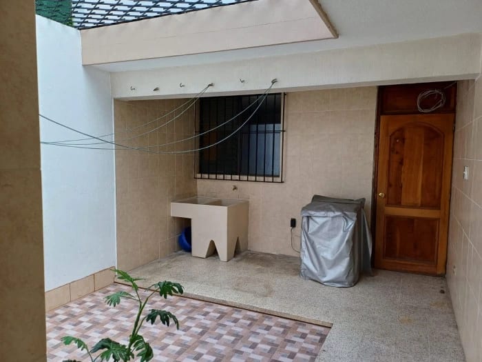 Casa Semiamueblada en Renta en Zona 15 — Casa en Alquiler en Zona 15, Guatemala, Ciudad — foto 7 de 13