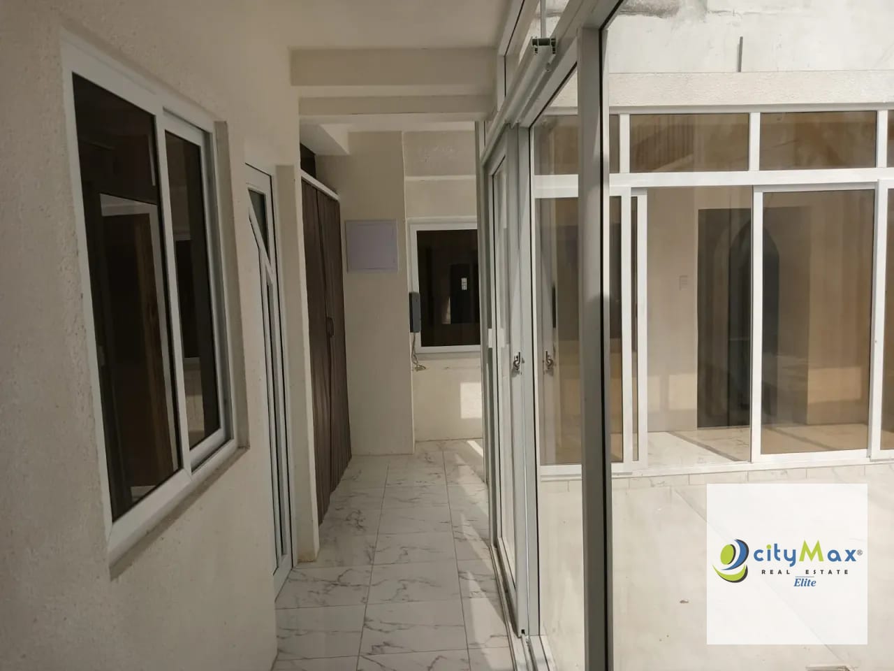 Casa Remodelada en Venta en Zona 1 — Casa en Venta en Zona 1, Guatemala, Ciudad — foto 5 de 15
