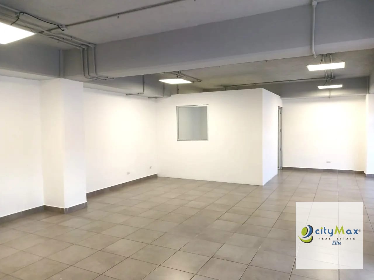 Ofi Bodega en Alquiler en el Naranjo - Zona 4 de Mixco — Bodega / Ofibodega en Alquiler en Condado Naranjo, Zona 4 Mixco, Guatemala, Ciudad — foto 6 de 13