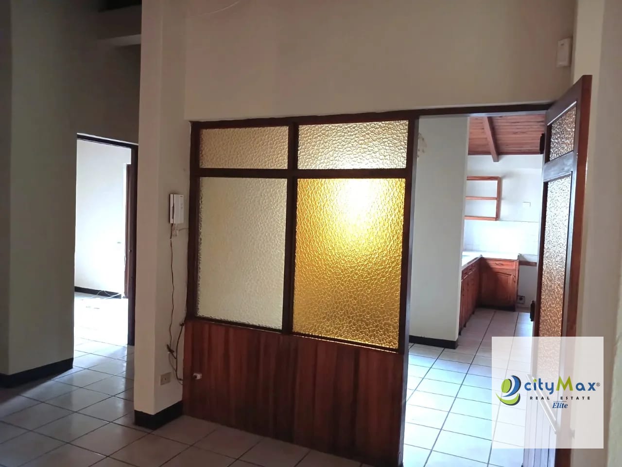 Casa en Venta en Zona 11 — Casa en Venta en Zona 11, Guatemala, Ciudad — foto 7 de 13