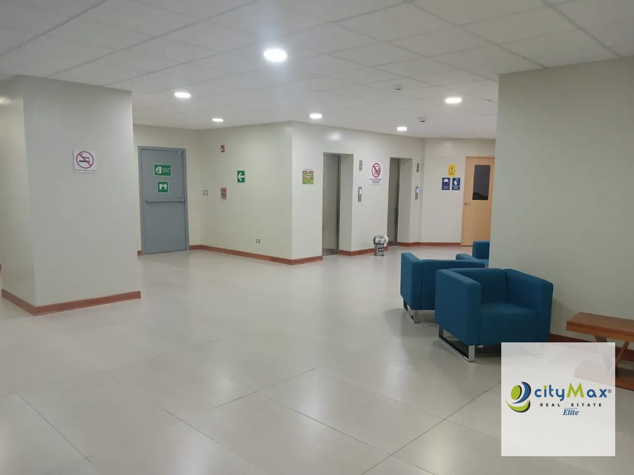 Clinica Medica en Venta y Alquiler en CES — Clínica en Venta en km 21-25, Carretera a El Salvador, Guatemala, Ciudad — foto 1 de 8