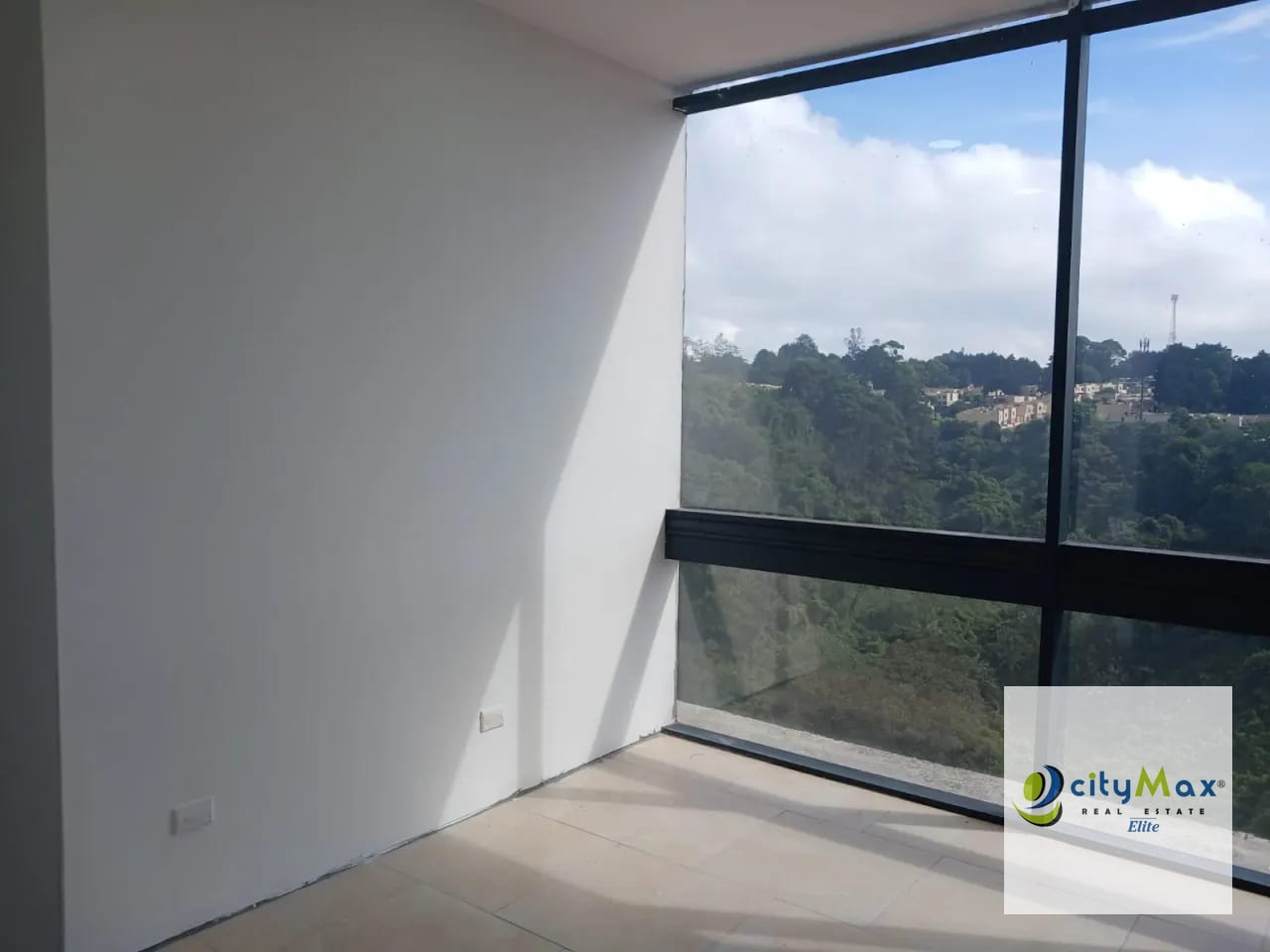 Clinica Medica en Venta y Alquiler en CES — Clínica en Venta en km 21-25, Carretera a El Salvador, Guatemala, Ciudad — foto 7 de 8