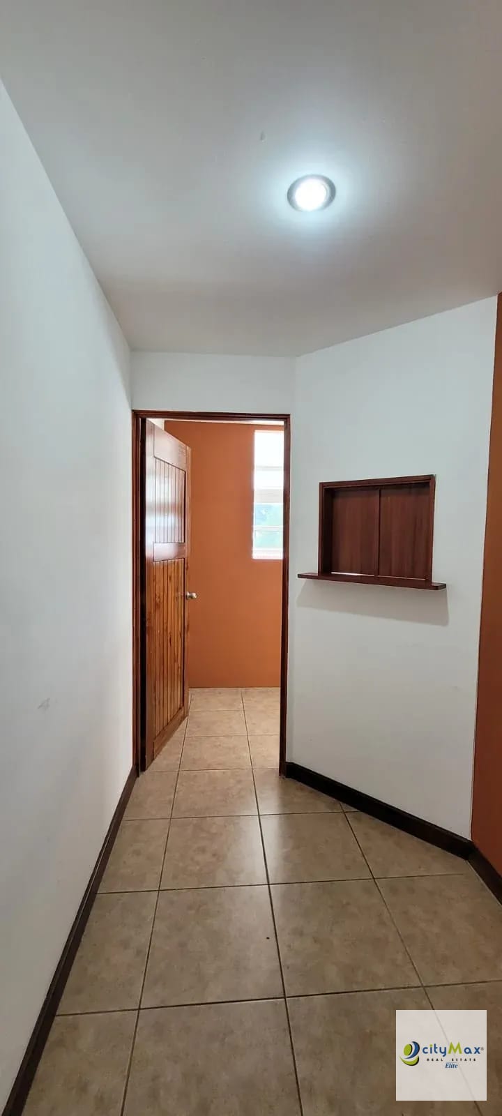 Oficina en Venta y Alquiler en KM 16.5 de CES — Oficina en Venta en km 16-20, Carretera a El Salvador, Guatemala, Ciudad — foto 8 de 11