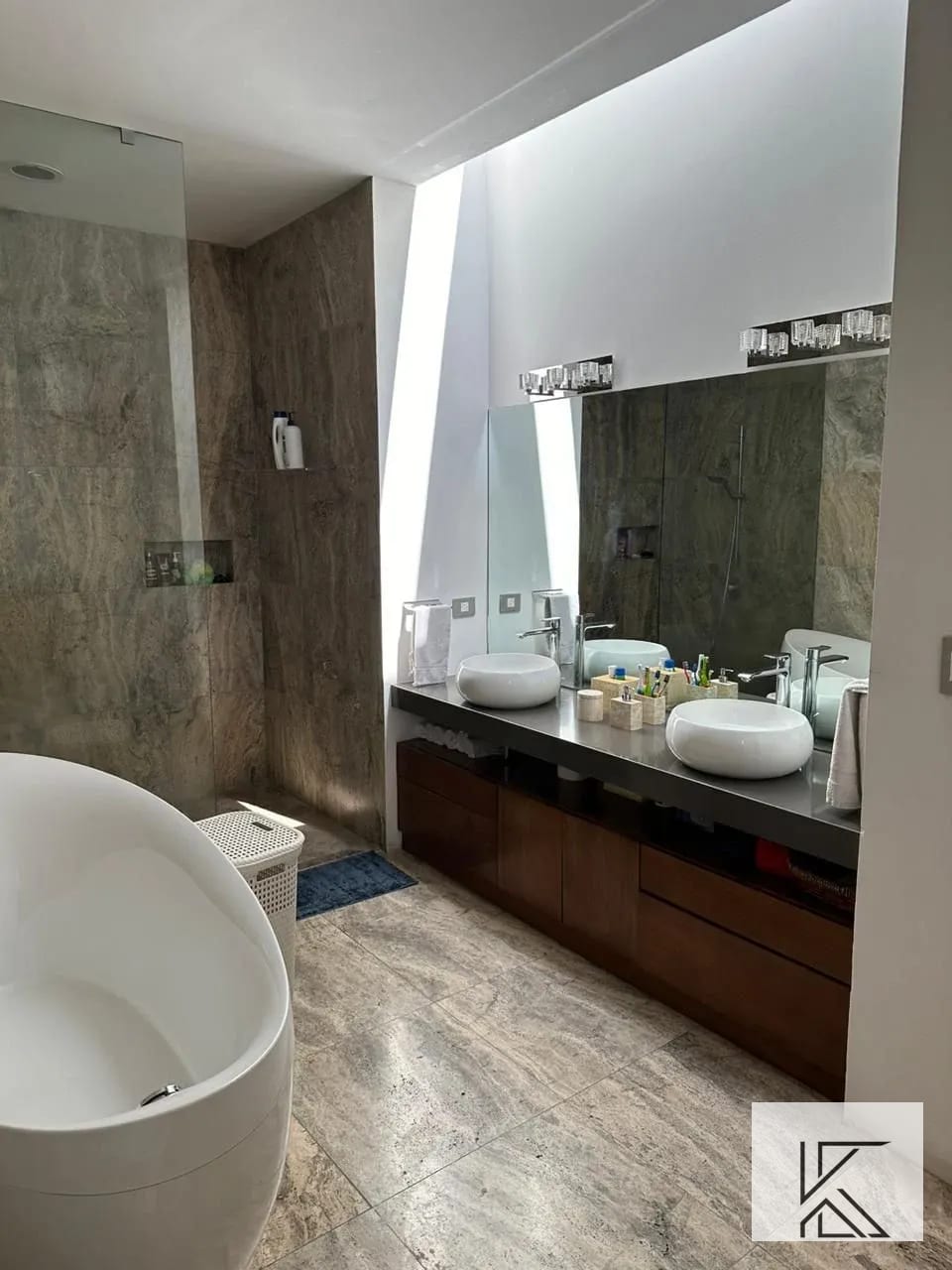 Residencia Contemporanea en VENTA en Las Luces — Casa en Venta en Carretera a El Salvador, Guatemala, Ciudad — foto 10 de 13