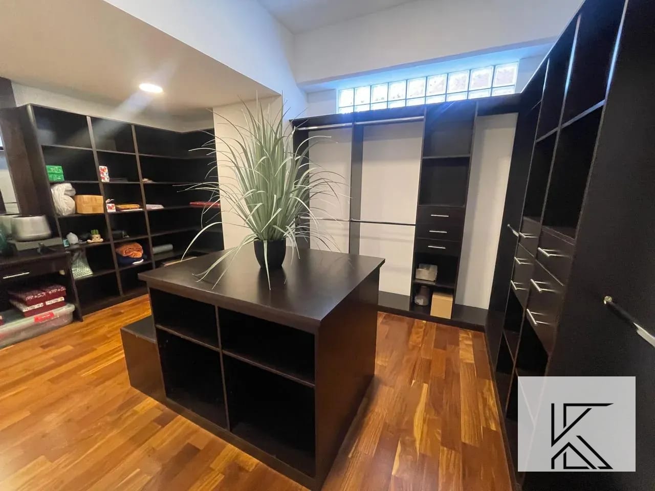 Elegante Apartamento en Edificio Boutique en zona 14 — Apartamento en Venta en Zona 14, Guatemala, Ciudad — foto 8 de 17