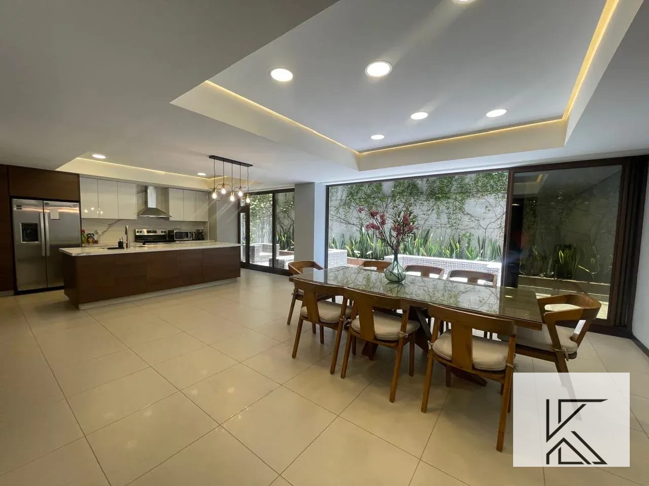 Elegante Apartamento en Edificio Boutique en zona 14 — Apartamento en Venta en Zona 14, Guatemala, Ciudad — foto 10 de 17