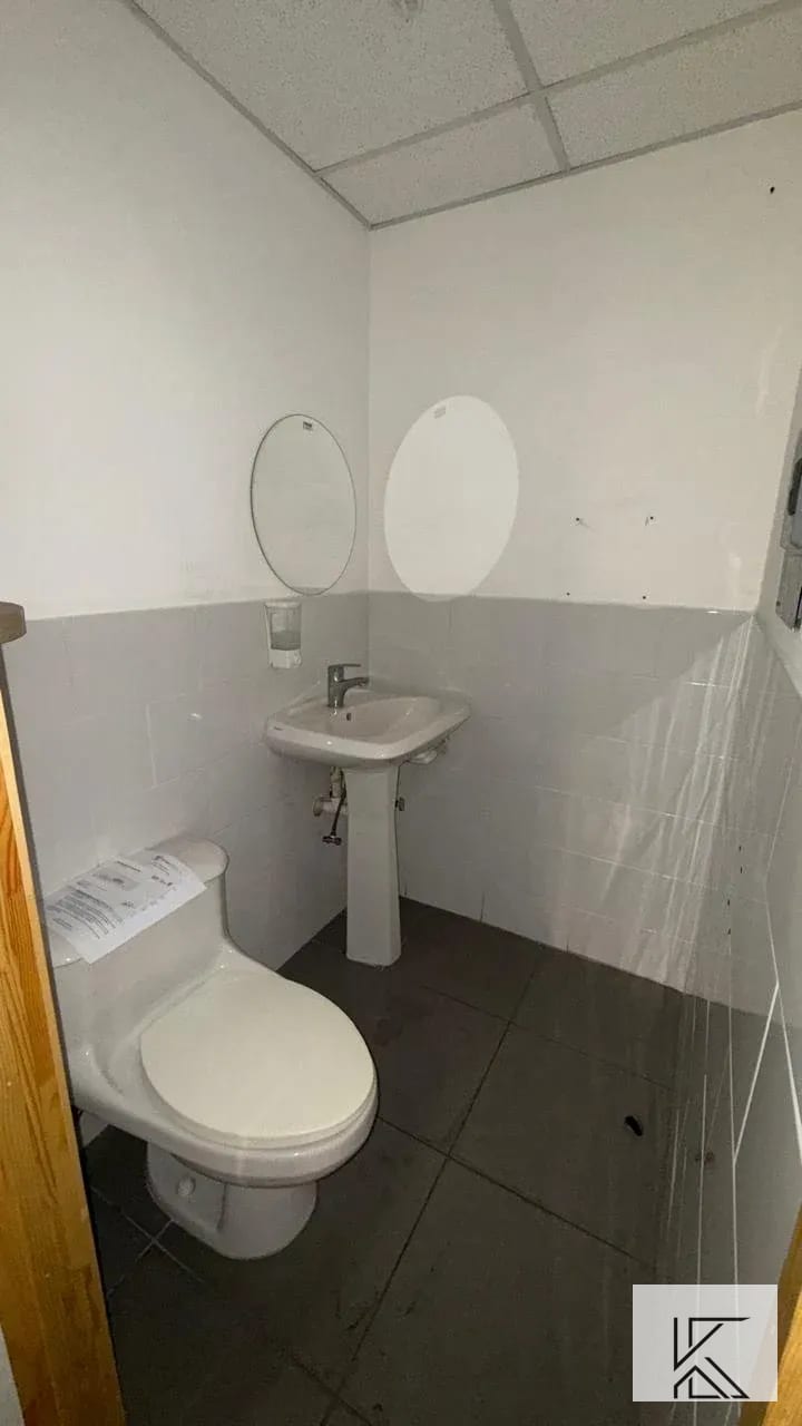 Clínica Médica en Renta - Zona 9 — Clínica en Alquiler en Zona Médica, Zona 9, Guatemala, Ciudad — foto 2 de 17