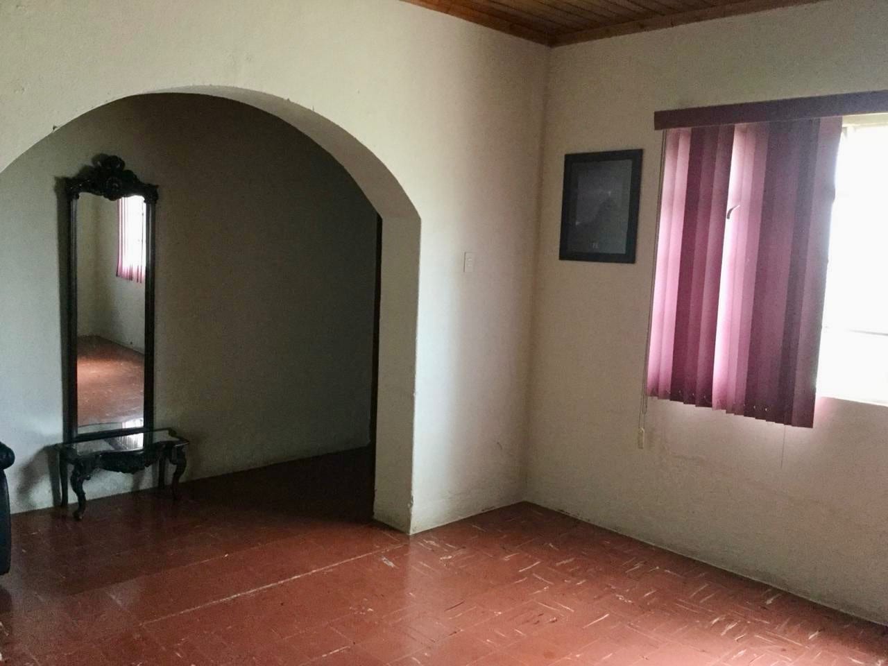 Alquilo Amplia Propiedad Cercana a Hospitales en Zona 11 — Casa en Alquiler en Zona 11, Guatemala, Ciudad — foto 3 de 6