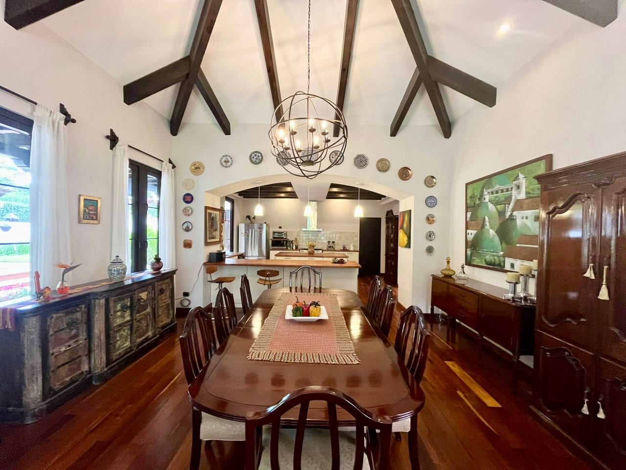 Hermosa Casa con Amplio Terreno en San Pedro el Alto — Casa en Venta en San Pedro El Alto, Antigua, Sacatepéquez — foto 3 de 11