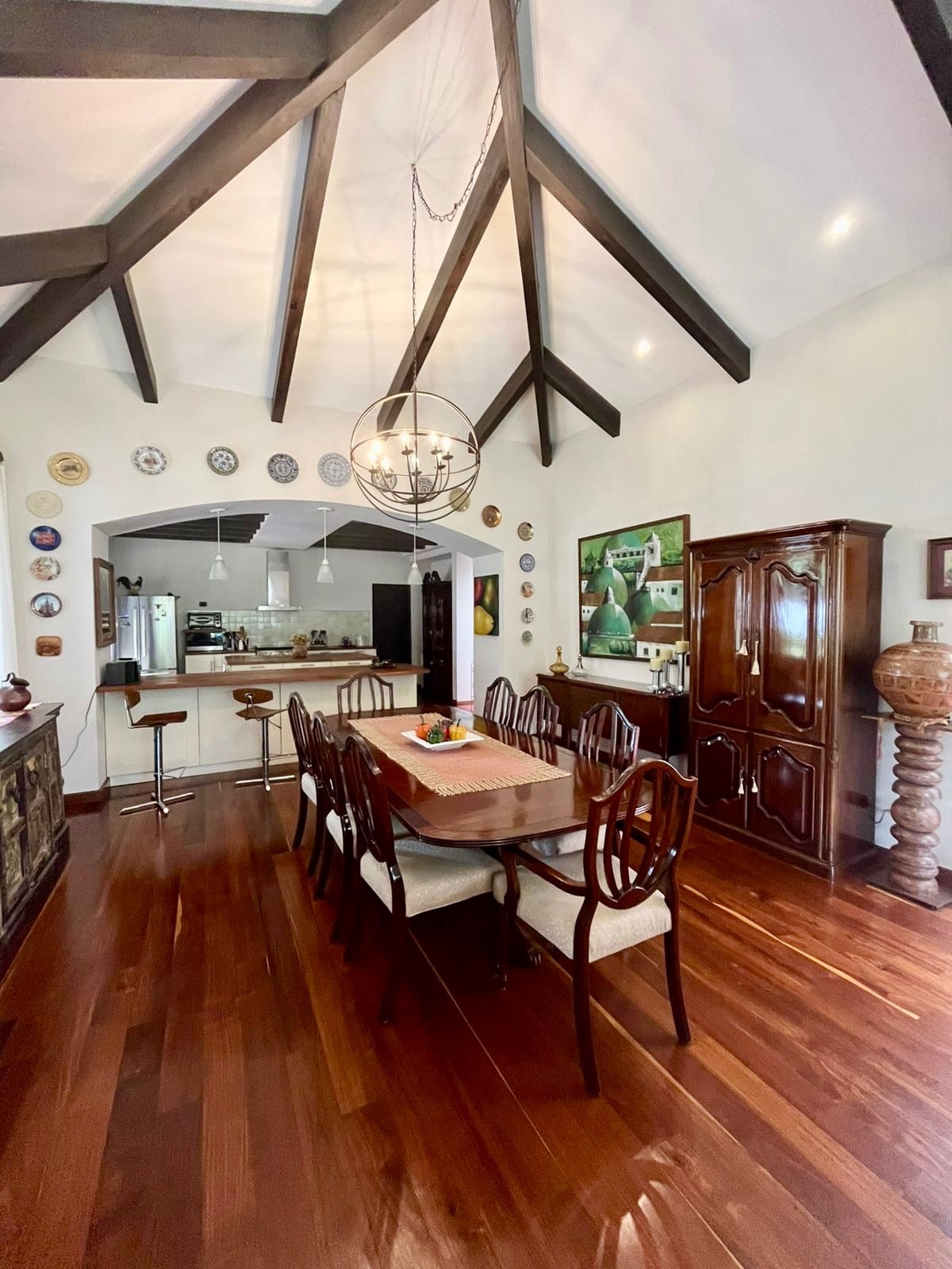 Hermosa Casa con Amplio Terreno en San Pedro el Alto — Casa en Venta en San Pedro El Alto, Antigua, Sacatepéquez — foto 2 de 11