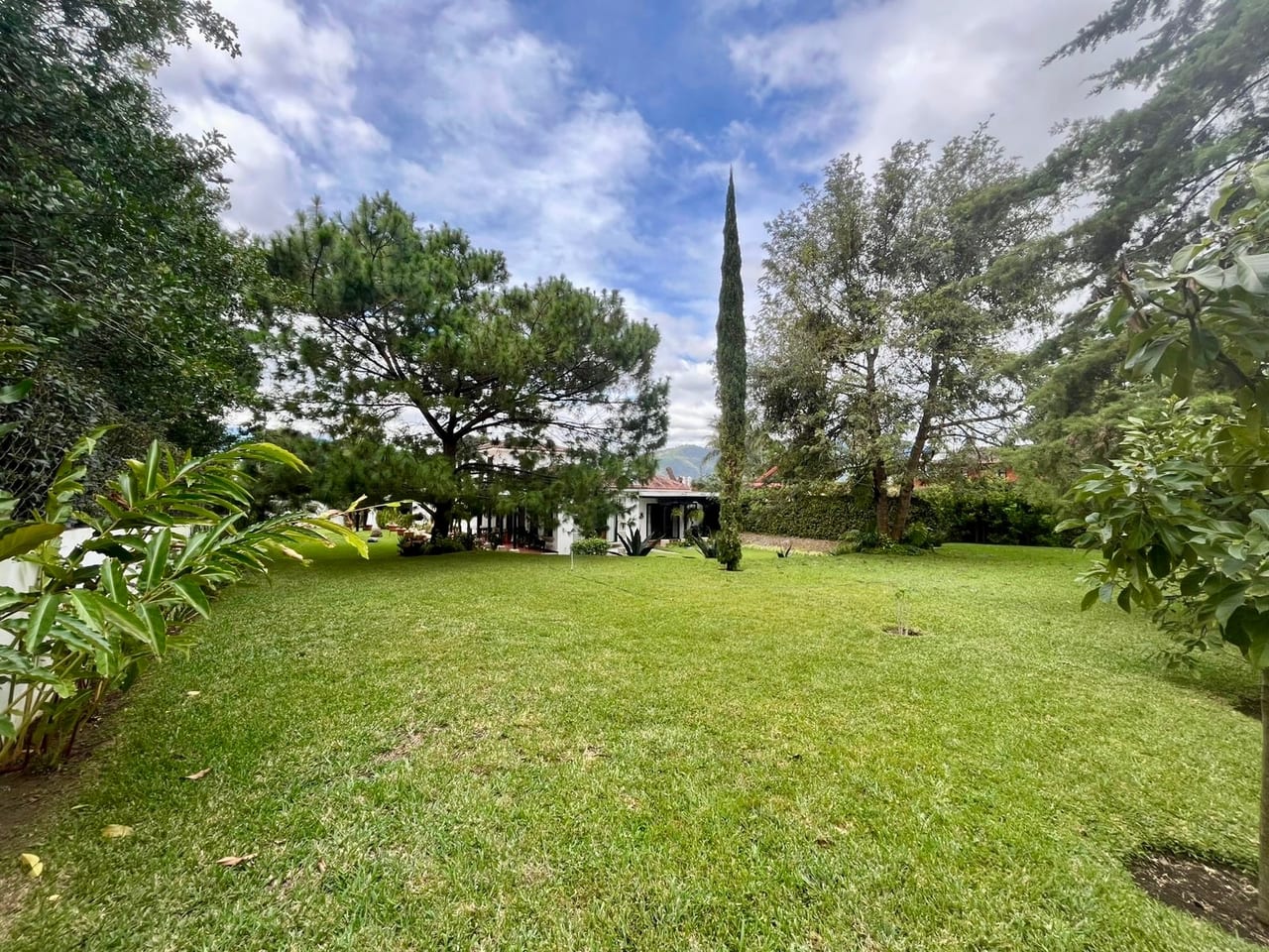 Hermosa Casa con Amplio Terreno en San Pedro el Alto — Casa en Venta en San Pedro El Alto, Antigua, Sacatepéquez — foto 10 de 11