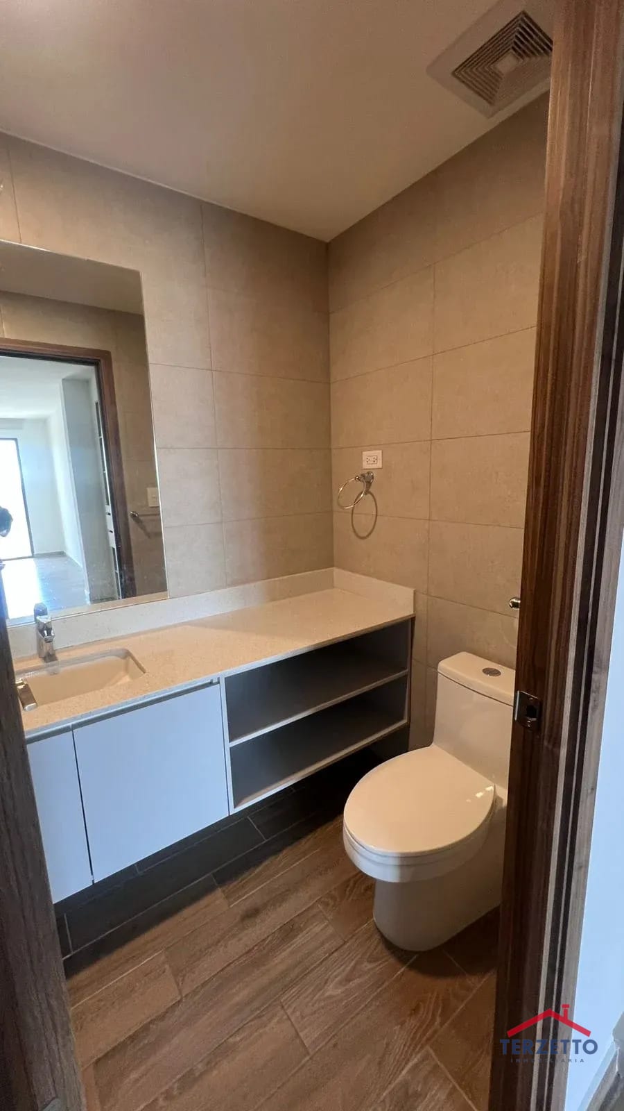 Apartamento en Parque 14 — Apartamento en Alquiler en Parque 14, Zona 14, Guatemala, Ciudad — foto 12 de 15