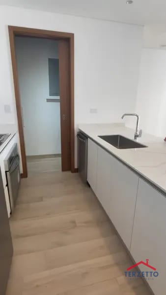 Ferré Diez Zona 10 — Apartamento en Alquiler en Ferré Diez, Zona 10, Guatemala, Ciudad — foto 3 de 12
