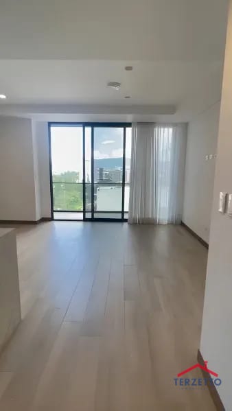 Ferré Diez Zona 10 — Apartamento en Alquiler en Ferré Diez, Zona 10, Guatemala, Ciudad — foto 1 de 12