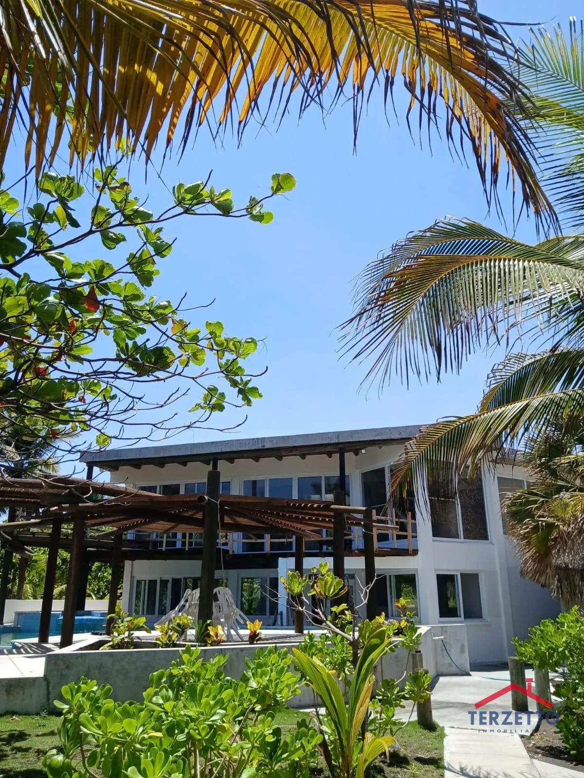 Casa Frente al Mar, el Pumpo — Casa vacacional en Venta en Monterrico, Santa Rosa — foto 4 de 17