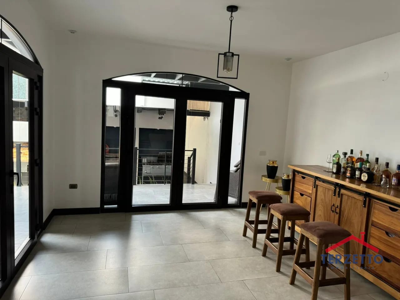 Casa Amueblada en Chimaltenango — Casa en Venta en Chimaltenango, Chimaltenango — foto 9 de 17