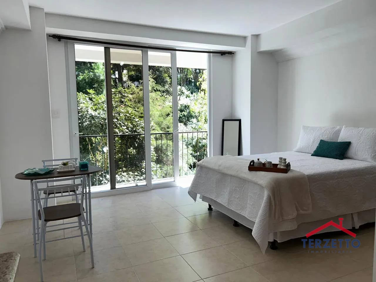 Apartamento Tipo Efficency Zona 16 — Apartamento en Alquiler en La Montaña, Zona 16, Guatemala, Ciudad — foto 4 de 7