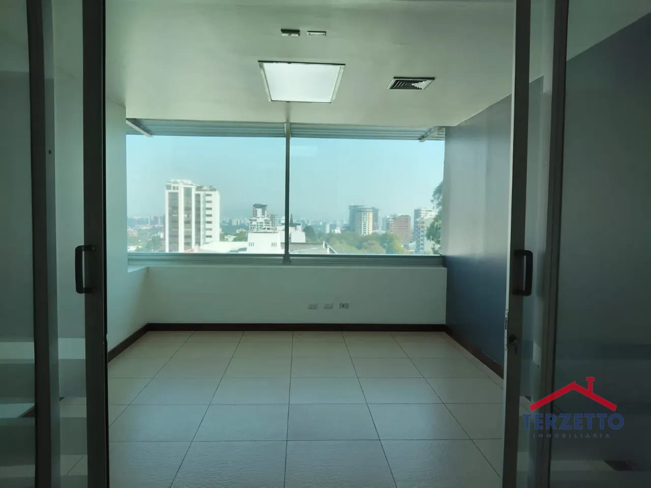 Oficina Avante Zona 15 — Oficina en Alquiler en Avante, Zona 15, Guatemala, Ciudad — foto 9 de 11