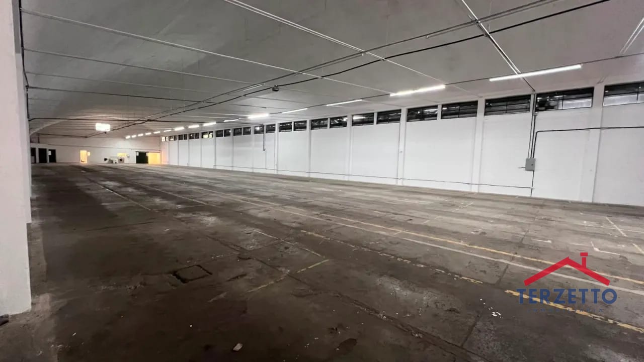 Bodega en Avenida Petapa Zona 12 — Bodega / Ofibodega en Alquiler en Zona 12, Guatemala, Ciudad — foto 2 de 15