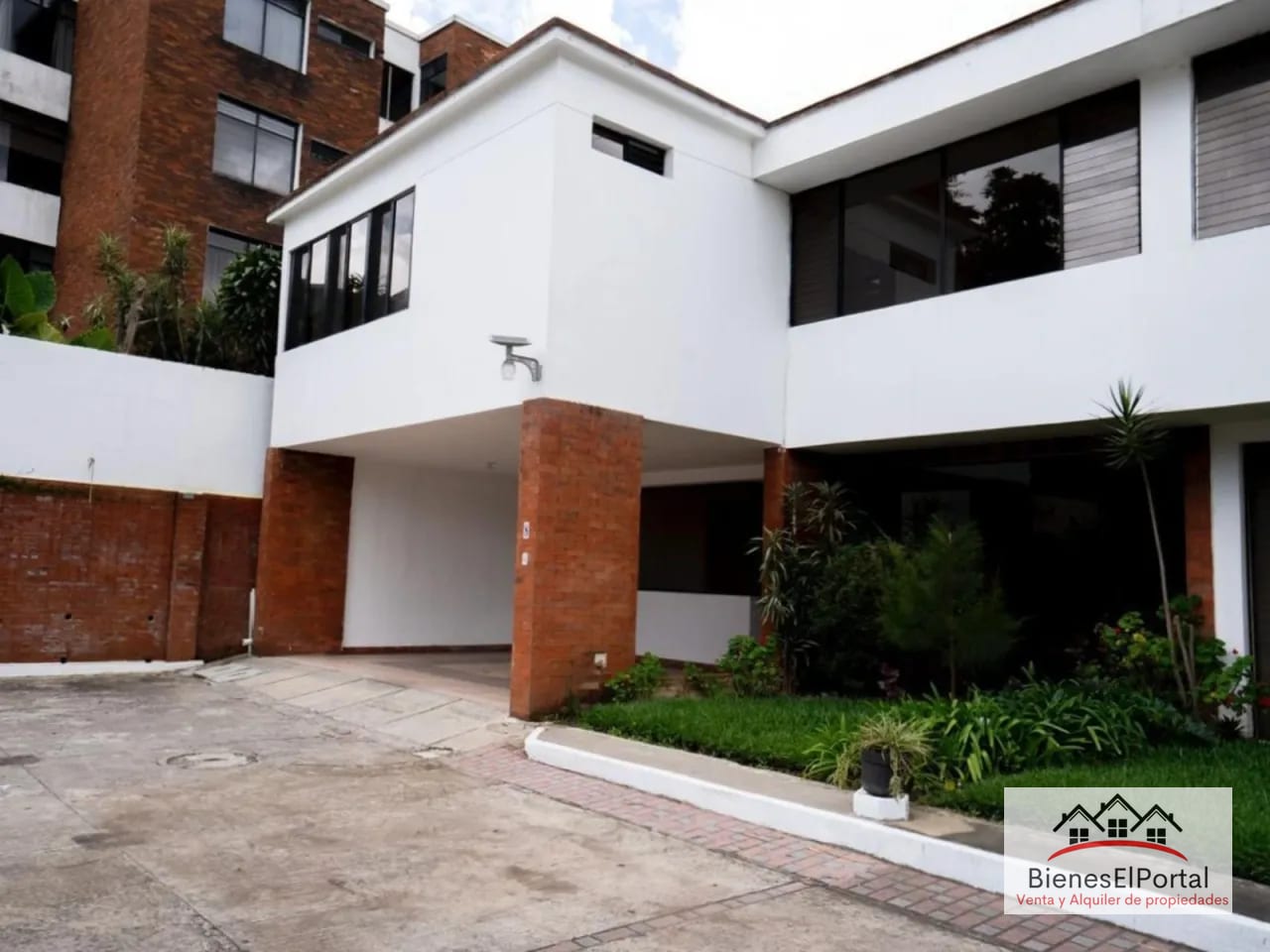 Casa en San Miguel II, Km.16.5 CAES Santa Catarina Pinula — Casa en Venta en Carretera a El Salvador, Guatemala, Ciudad — foto 4 de 9