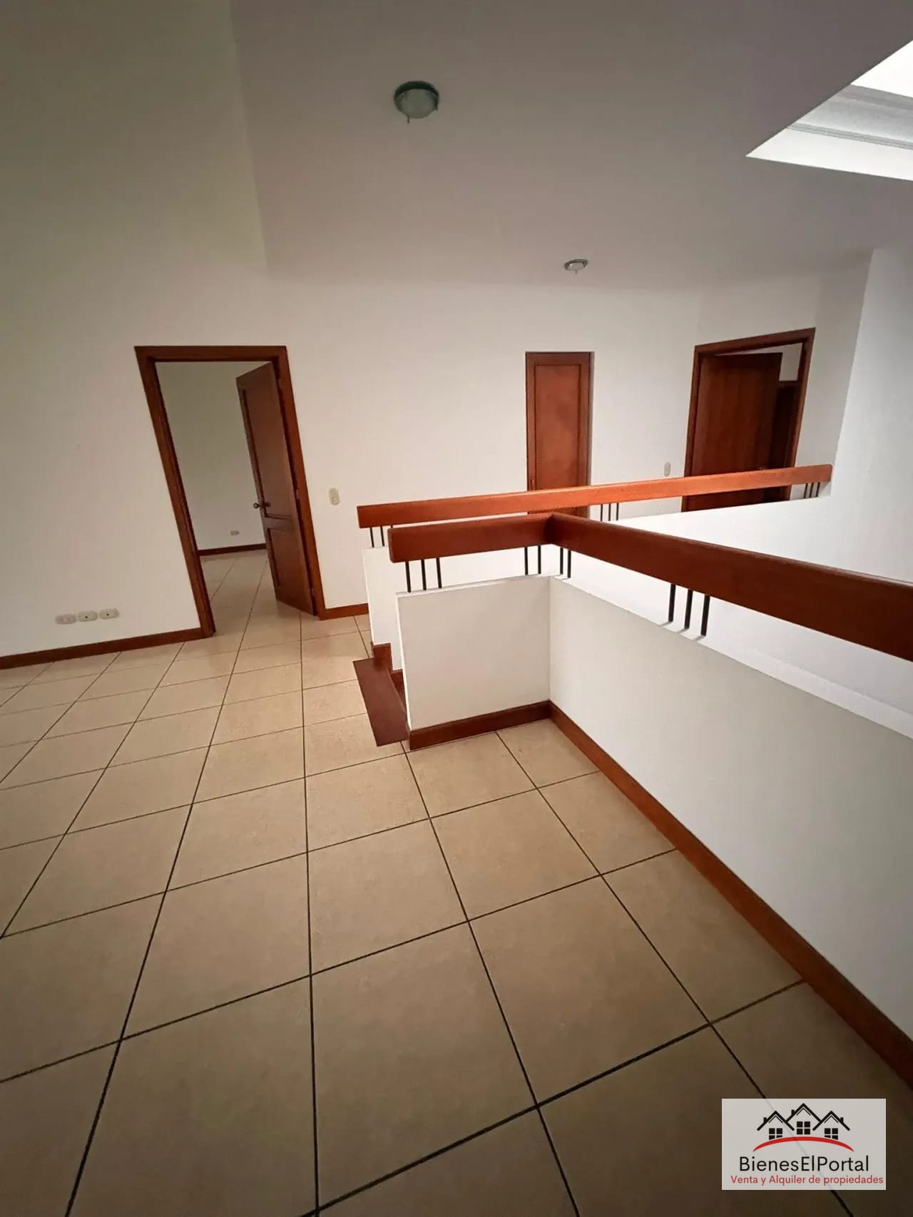 Casa en Portal del Bosque 1 Km. 21 Carretera al Salvador — Casa en Venta en Portal del Bosque, Carretera a El Salvador, Guatemala, Ciudad — foto 2 de 7
