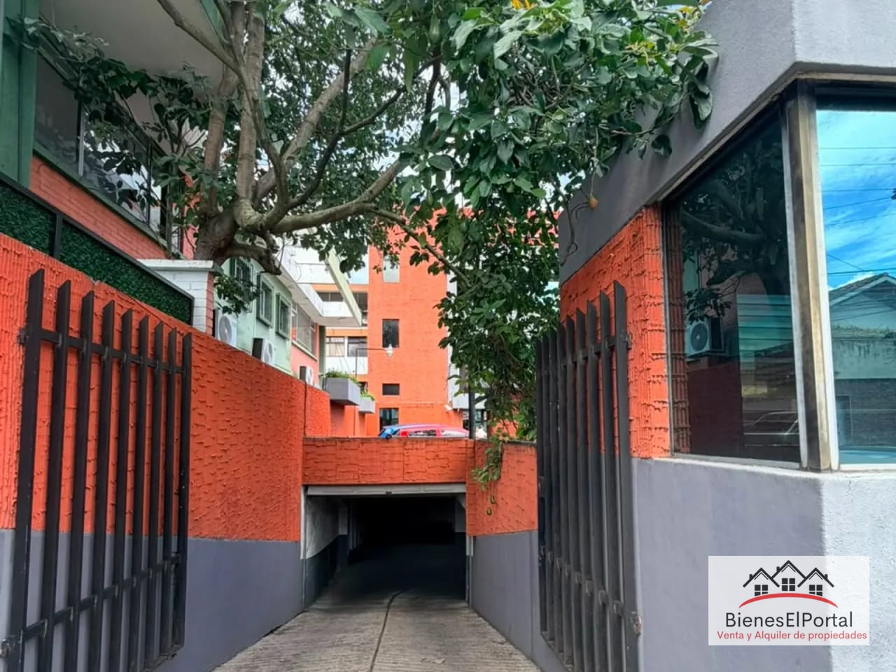Edificio en venta en Zona 9 — Edificio en Venta en Zona 9, Guatemala, Ciudad — foto 3 de 4