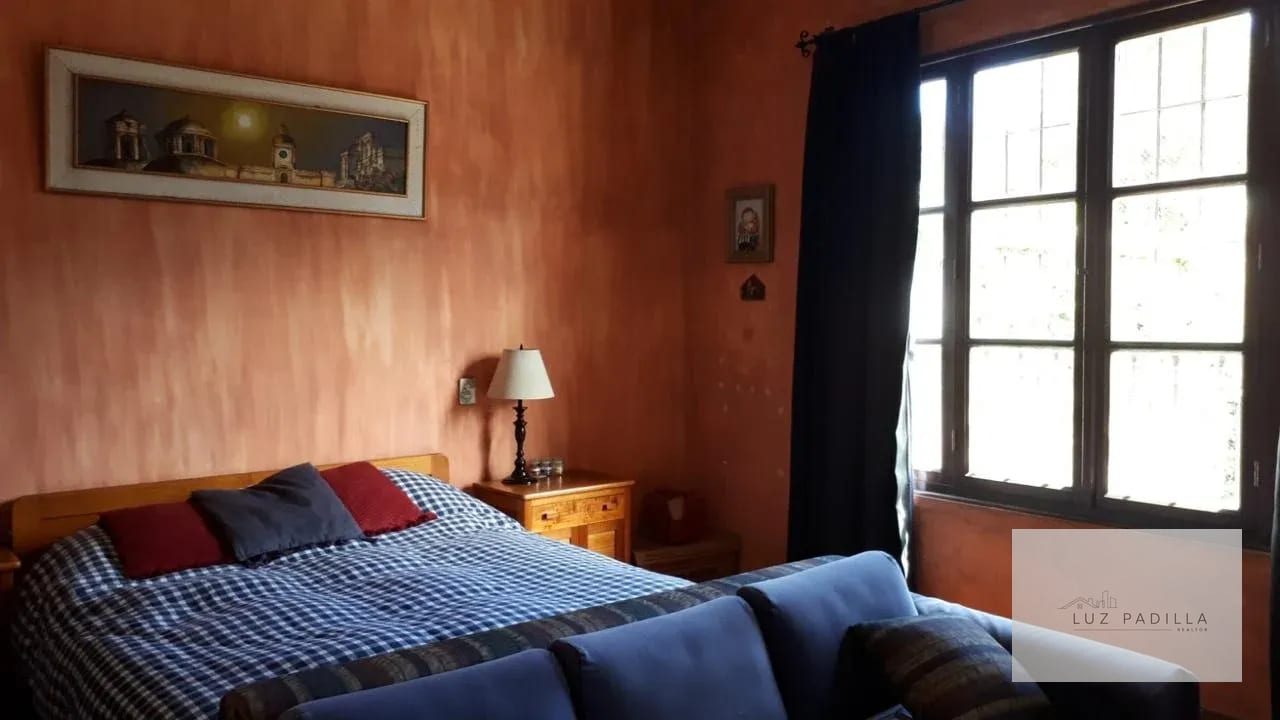 Alquilo casa en zona 10 ubicación privilegiada — Casa en Alquiler en Zona 10, Guatemala, Ciudad — foto 9 de 13